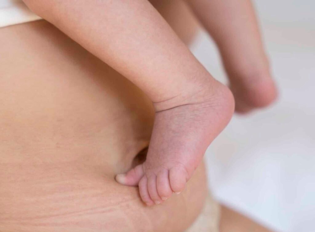 Soin ostéopathique post-partum à Bordeaux — récupération après accouchement avec Timothée Richard